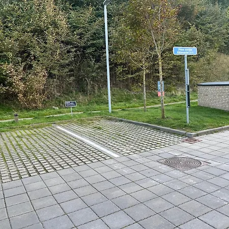Charming With Parking דירה אולבורג
