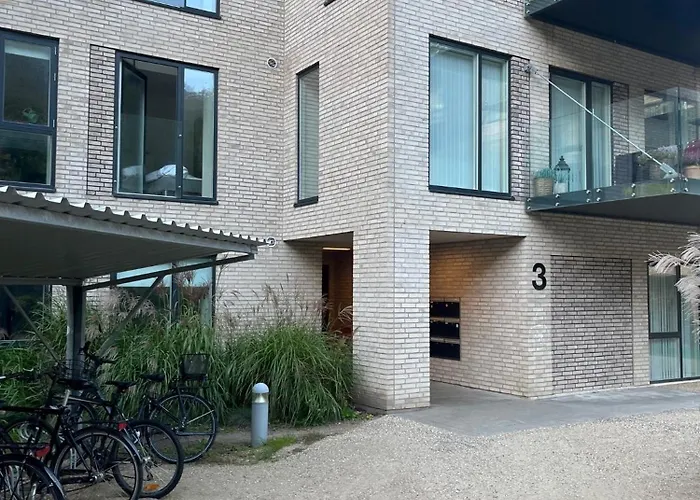 Apartment Charming With Parking Aalborg